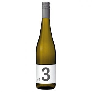 <strong>#7 DREI</strong><br><span style="font-size:0.8rem">Cuvée halbtrocken</span>